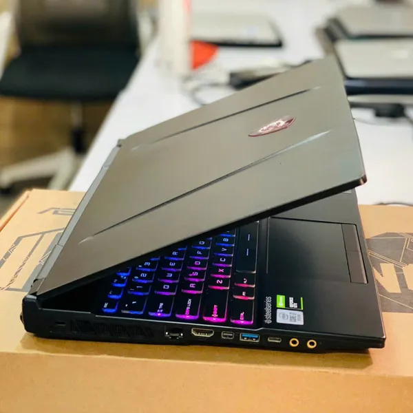 MSI Gaming GL65 Leopard 10SCXK i7 10750H/8GB/512GB/4GB GTX1650/144Hz