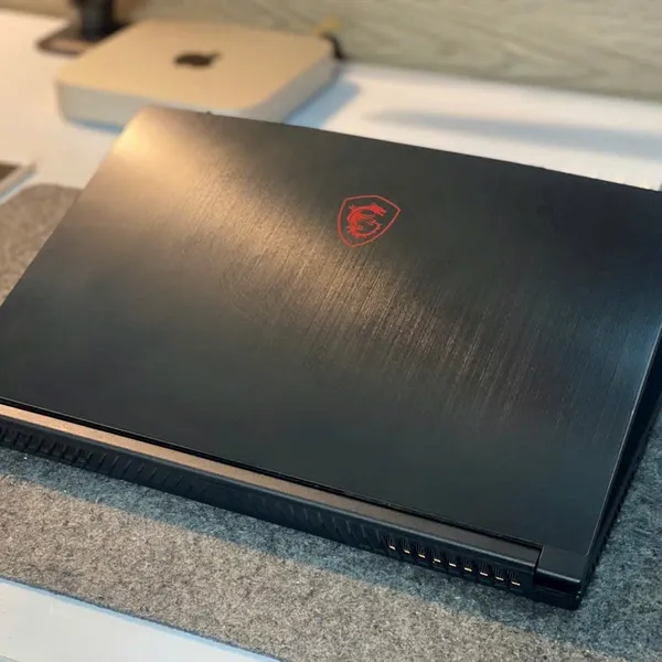 MSI GAMING GF63 THIN 10SC 804VN (I5-9300H/ 16GB/ 512GB SSD/ 15.6FHD, 60HZ/ GTX1650 MAX Q 4GB/ WIN 10/ BLACK