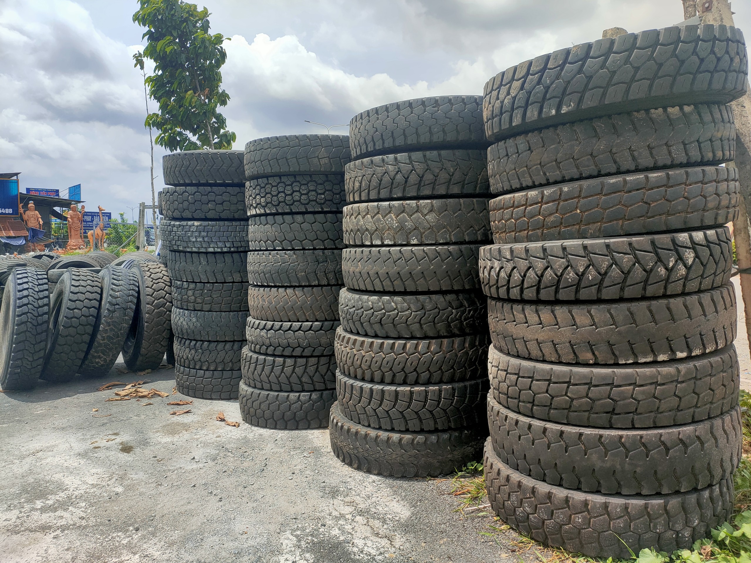 gia công lốp dán hà nội