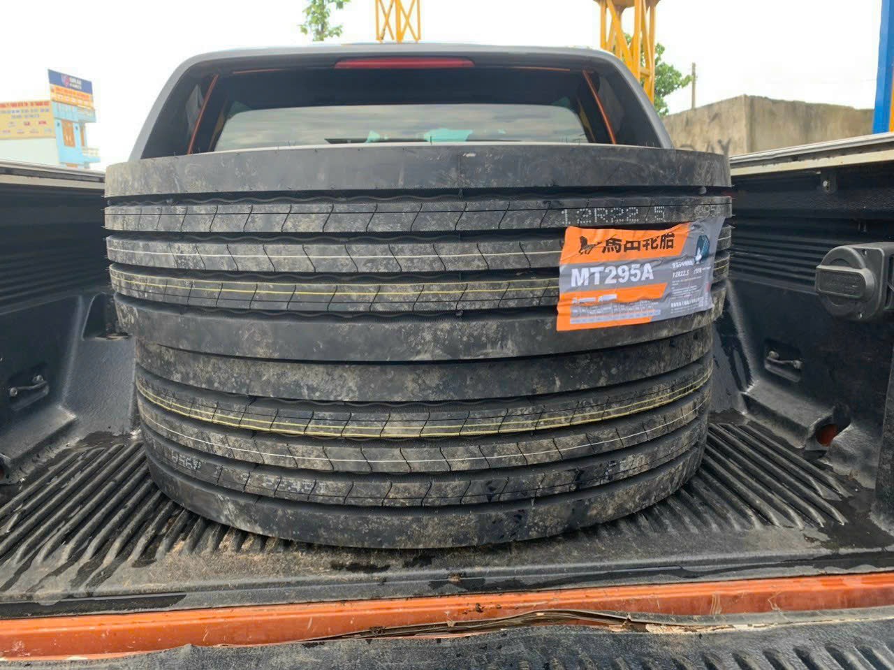 lốp xe tải, xe ben, container bình dương