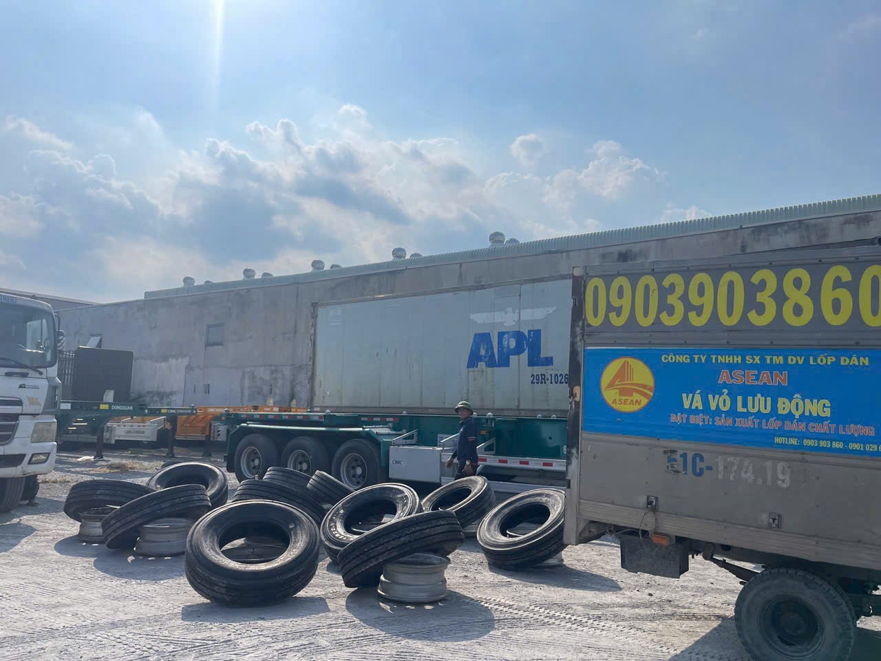 dịch vụ cứu hộ lốp xe container uy tín tại TPHCM