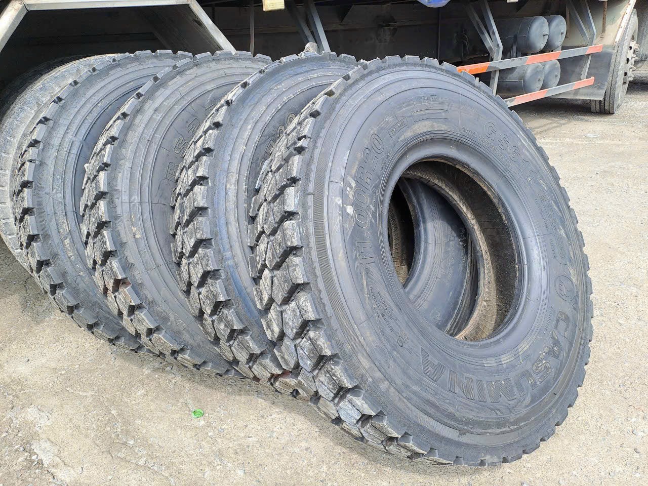 cung cấp lốp xe tải đường núi giá rẻ