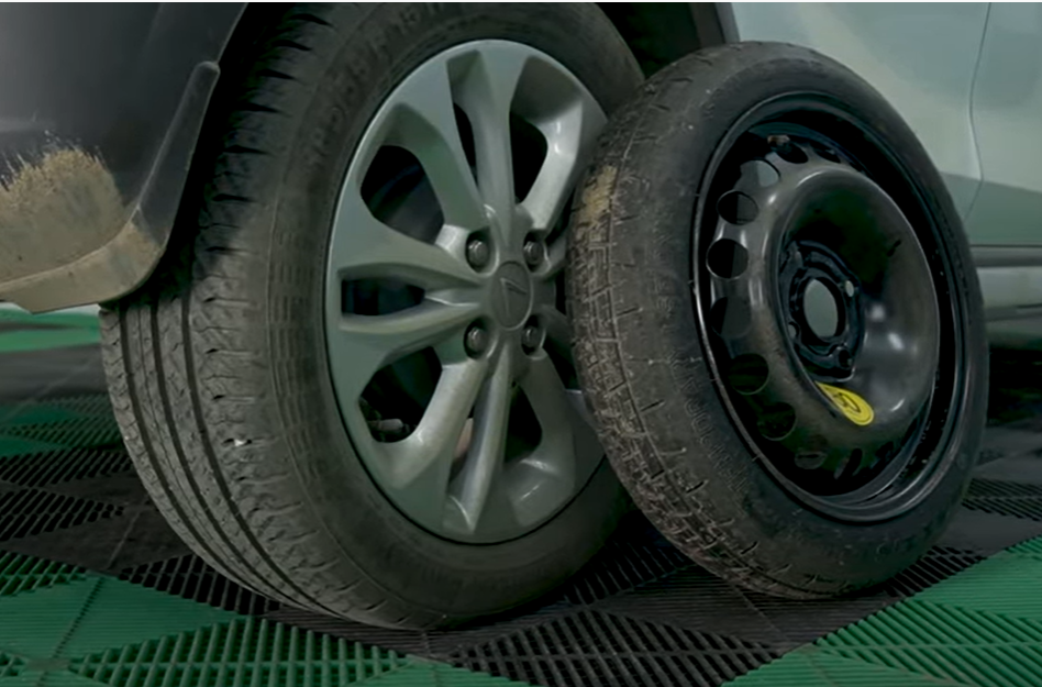 thông tin về lốp dự phòng ô tô