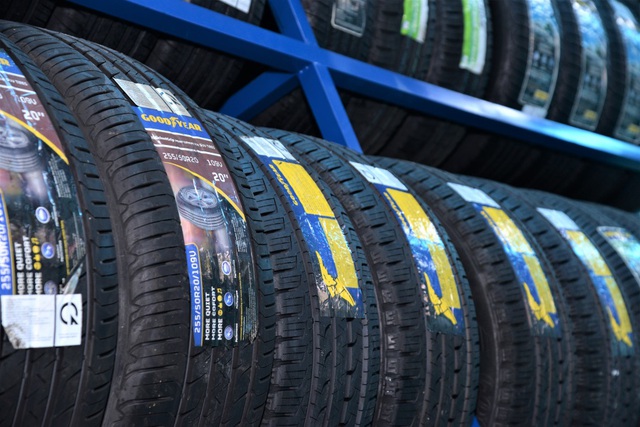 lốp xe ô tô Goodyear giá rẻ tại Bình Dương - TPHCM