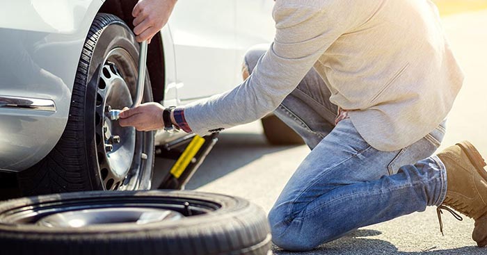 Những lưu ý khi thay lốp dự phòng