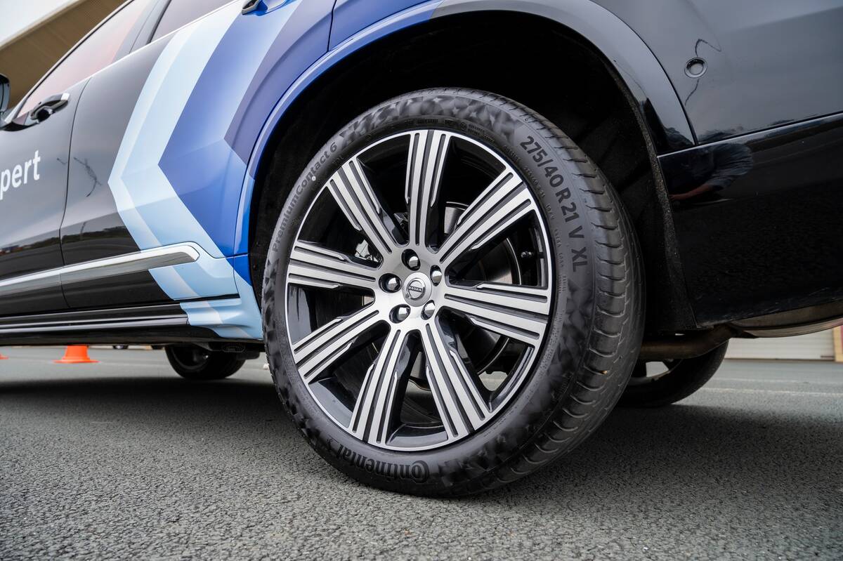 đại lý lốp xe ô tô Continental giá rẻ tại Bình Dương - TPHCM