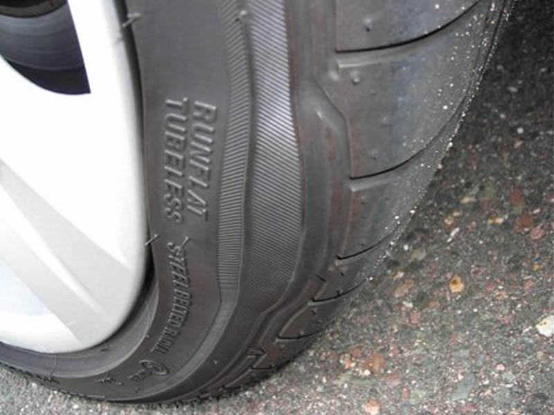 nguyên nhân phồng lốp xe ô tô