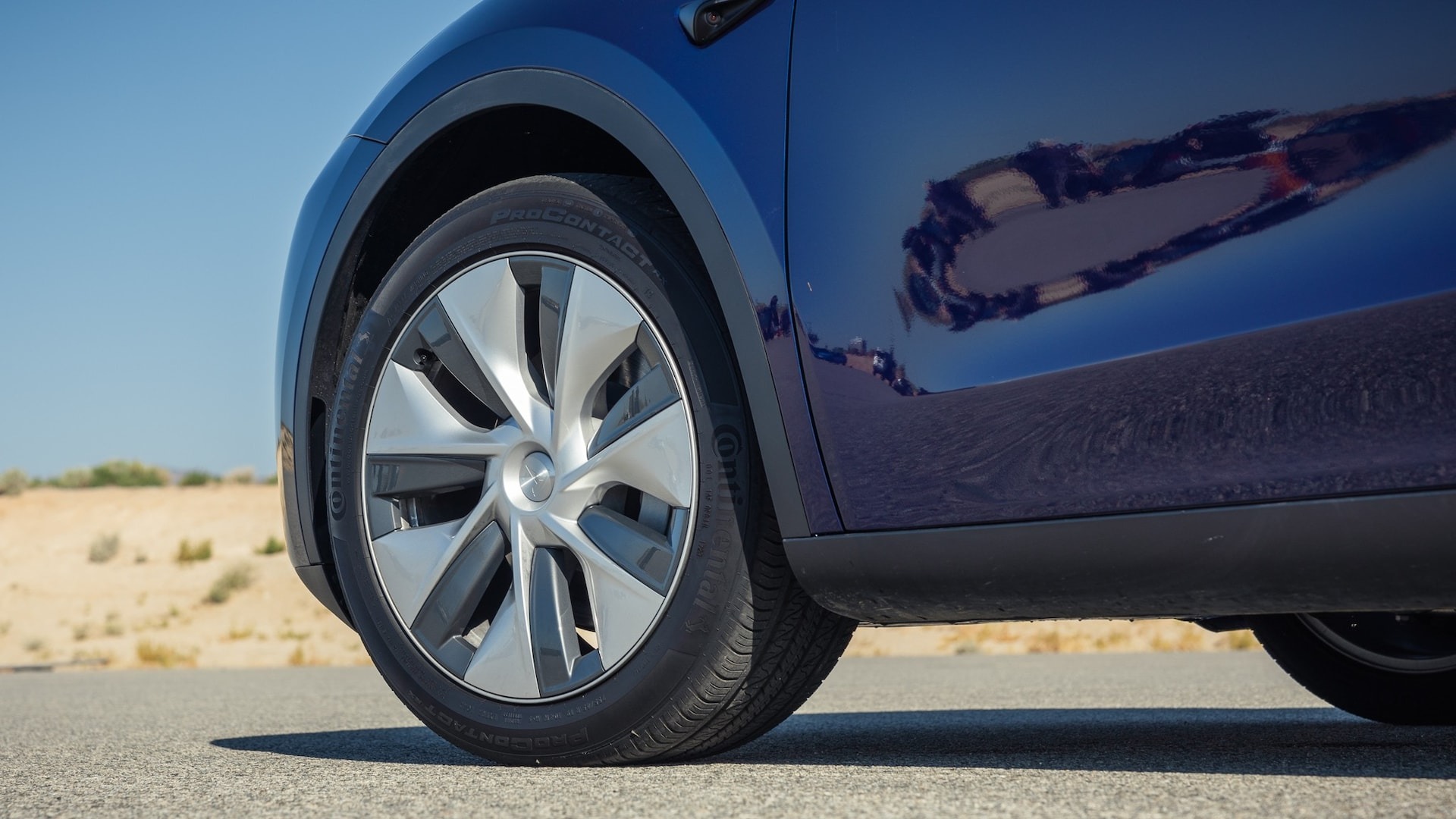 dịch vụ thay lốp xe ô tô điện giá rẻ tại Bình Dương