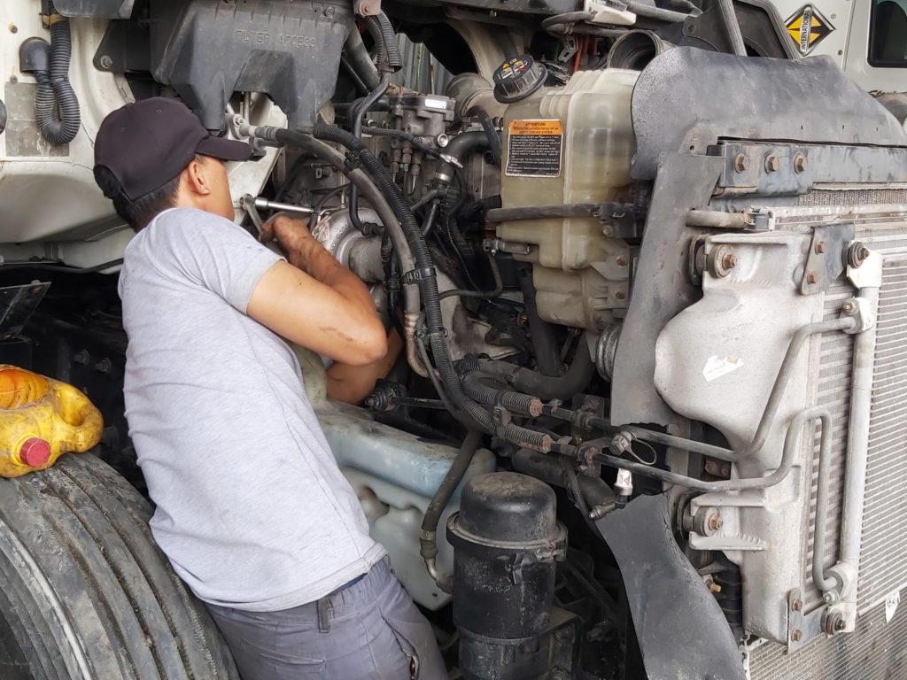 bảo dưỡng xe tải định kỳ
