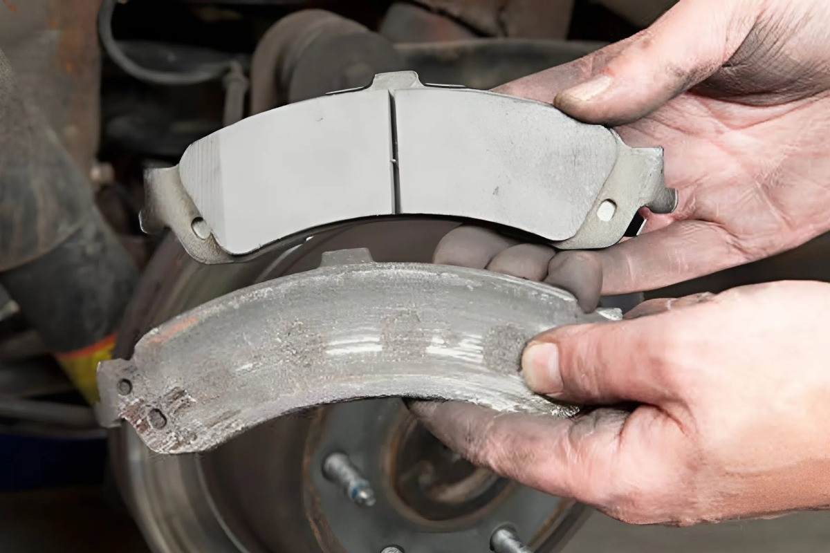 phanh xe ô tô bị mòn quá mức