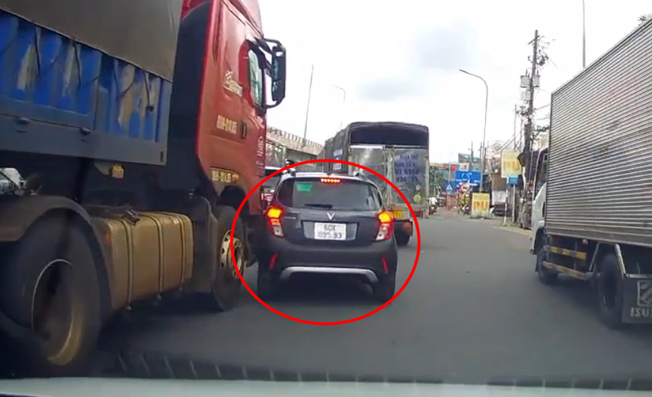 Chia sẻ kinh nghiệm lái xe tải nặng - container cho tài mới