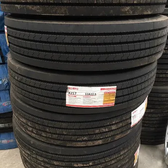 Lốp bố kẽm Koryo gai xuôi 11R22.5 K217
