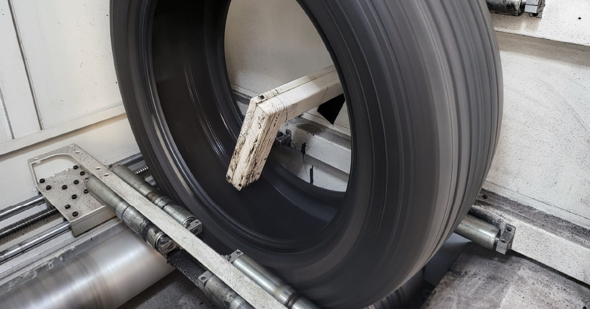 Tráng keo lốp ô tô chống đinh có thật sự hữu ích?