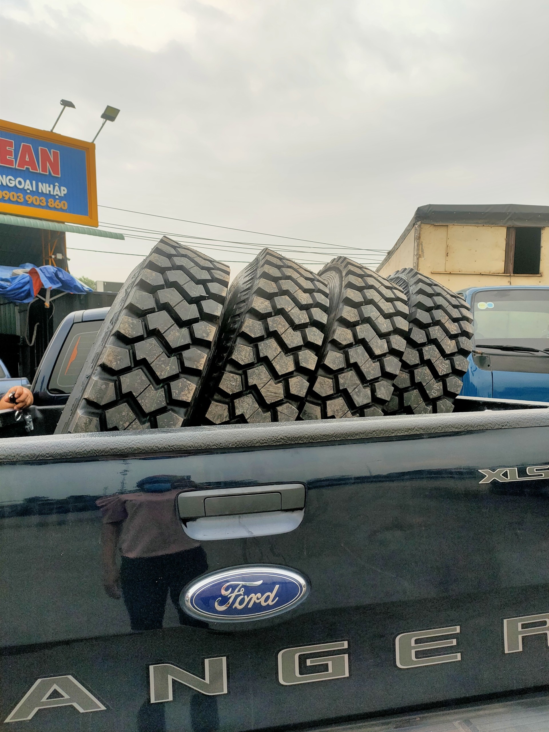 lốp dán xe tải - xe ben giá rẻ