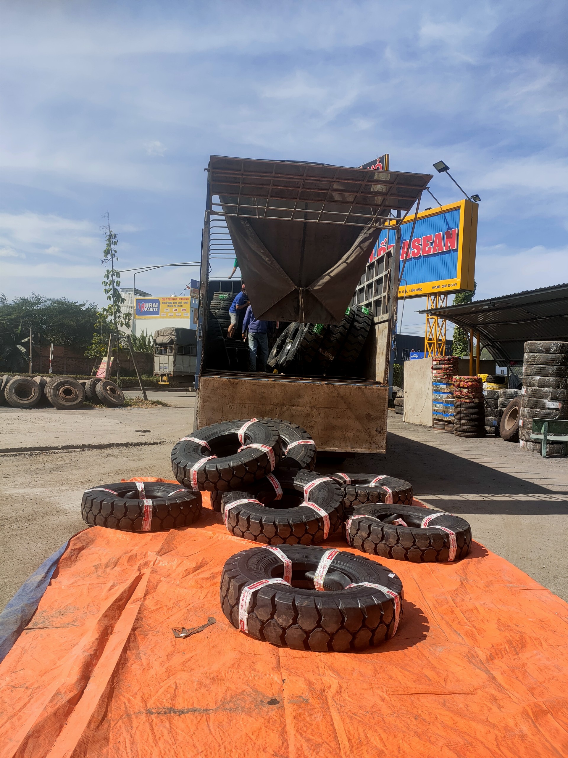 đại lý lốp ô tô bình dương