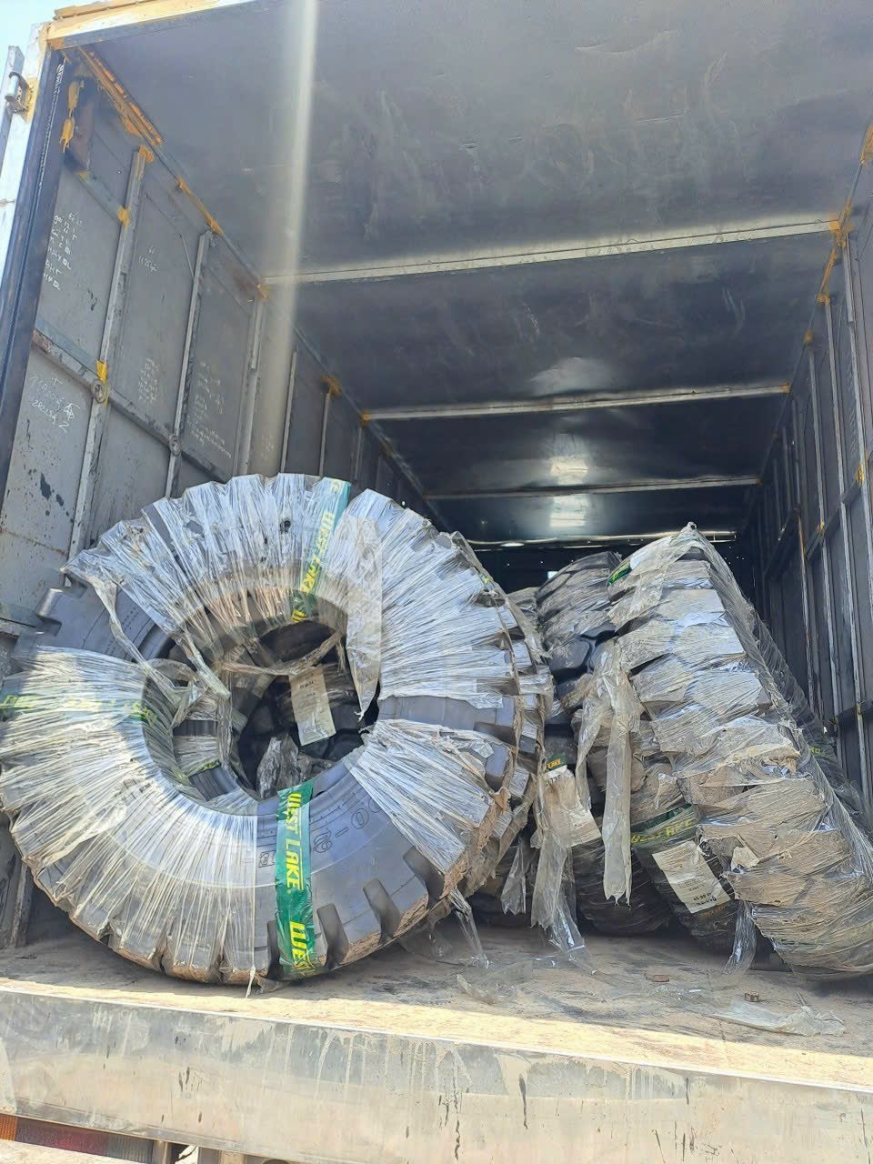 cung cấp lốp ô tô trung quốc