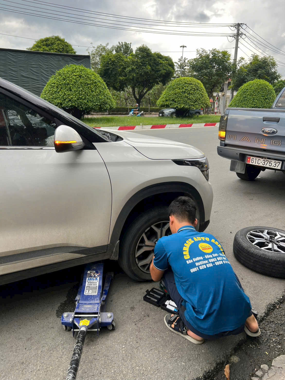 Dịch vụ cứu hộ ô tô lưu động tại Bình Dương