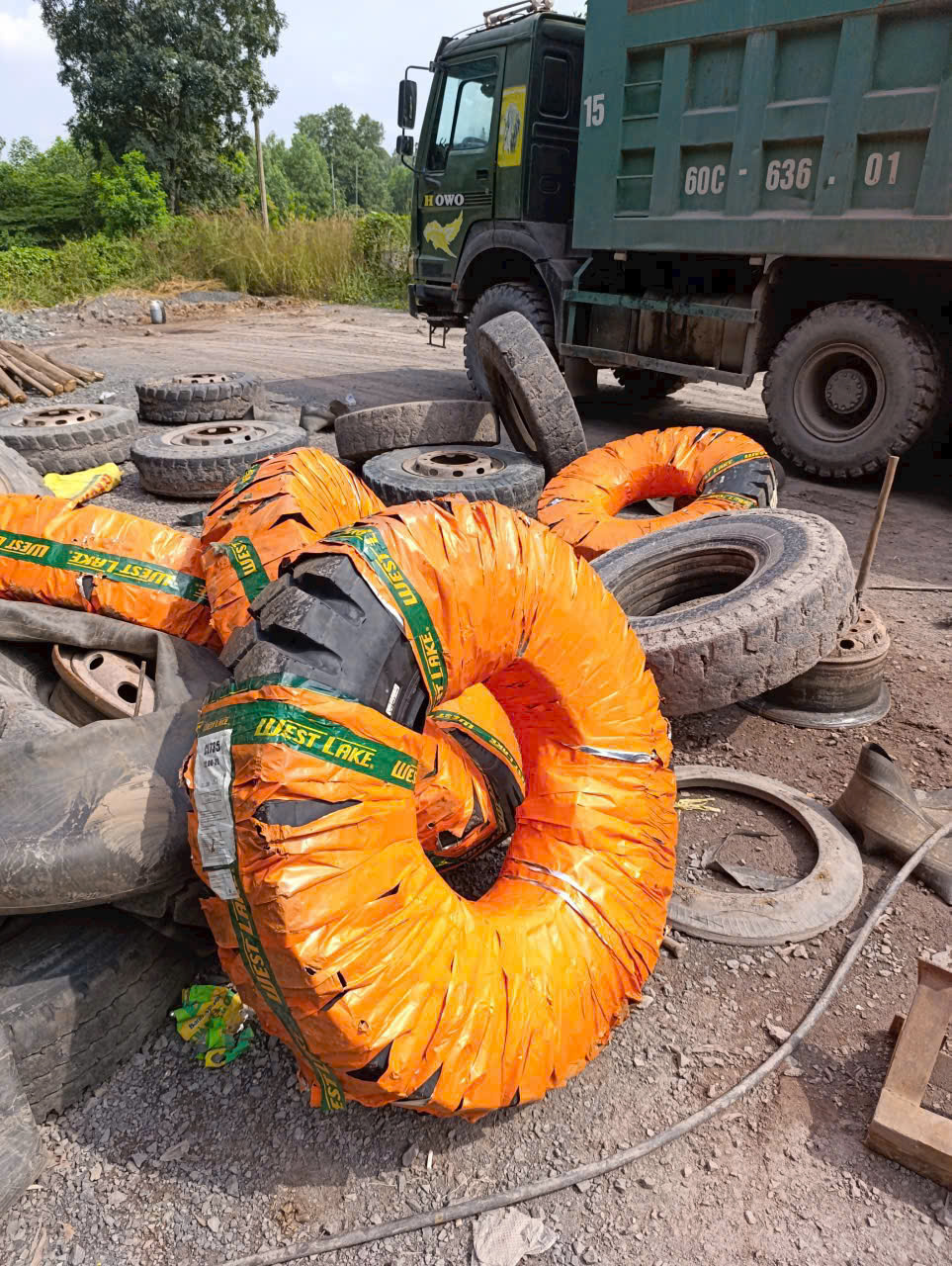 dịch vụ thay lốp xe lưu động 24/7 nhanh nhất tại Bình Dương - TPHCM