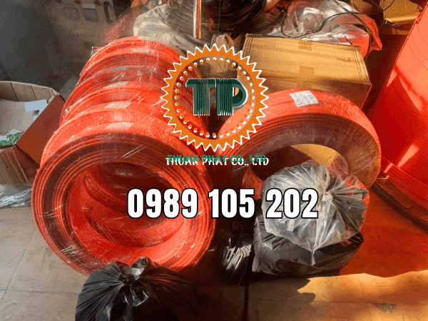 Ray điện cầu trục 6P Kyec Đài Loan Ray điện cầu trục 6P Kyec Đài Loan