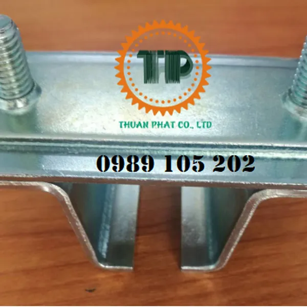 Kẹp ray C cầu trục