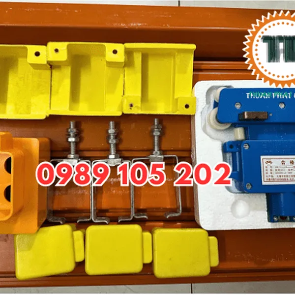 Nối ray điện hộp kín