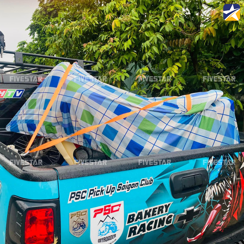 Nên sử dụng bạt phủ trùm xe để hạn chế điều kiện thời tiết ảnh hưởng Nên sử dụng bạt phủ trùm xe để hạn chế điều kiện thời tiết ảnh hưởng