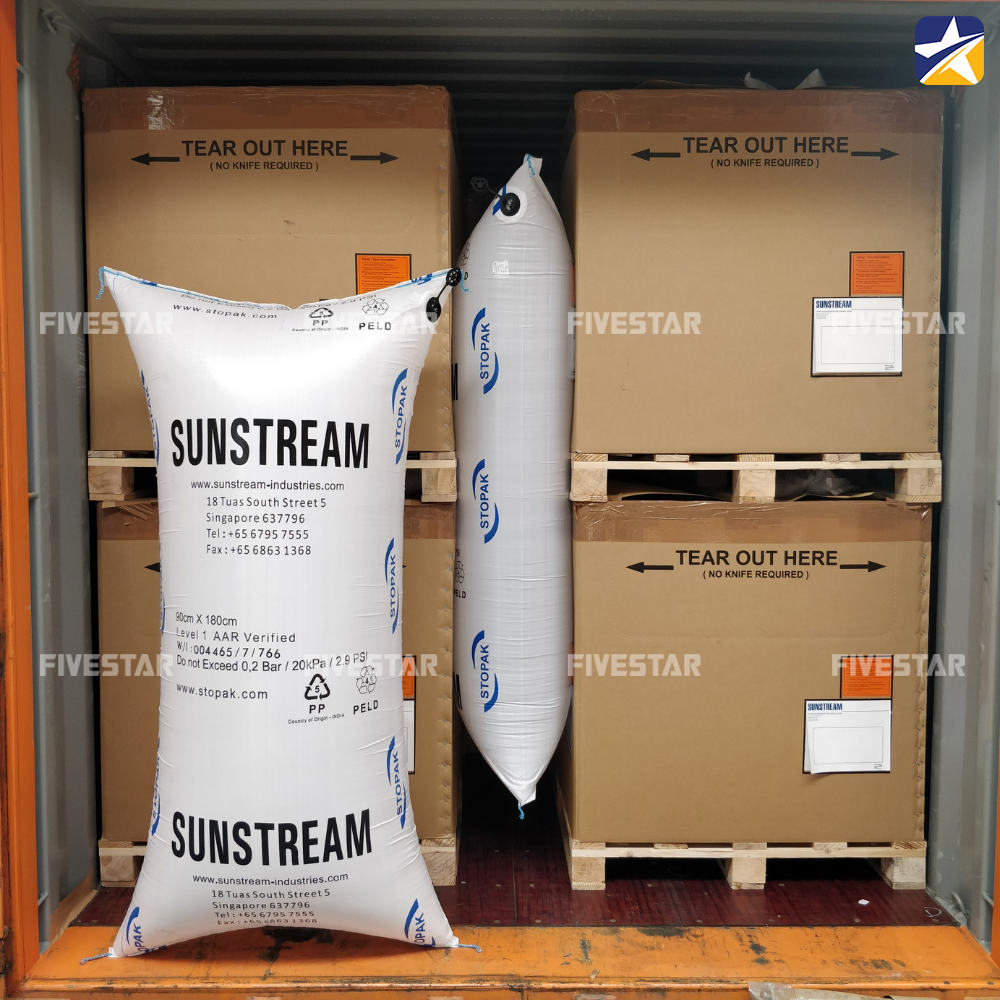 Sử dụng túi khí chèn hàng trên container Sử dụng túi khí chèn hàng trên container