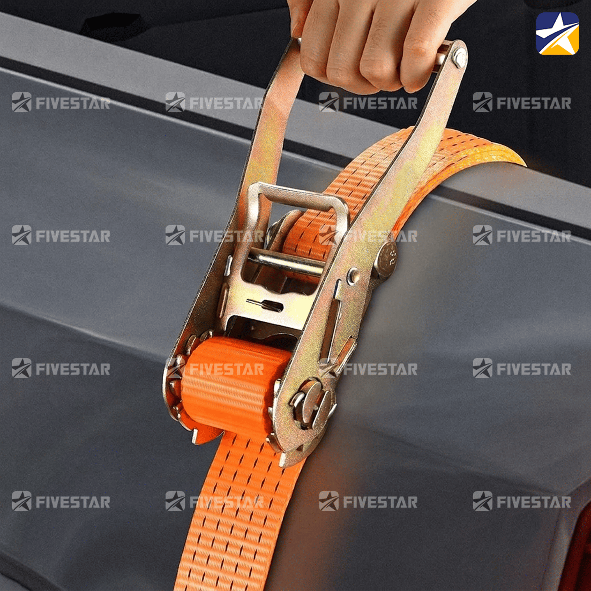 Thao tác siết hàng nhanh chóng, đầm tay với củ cảo trợ lực Thao tác siết hàng nhanh chóng, đầm tay với củ cảo trợ lực