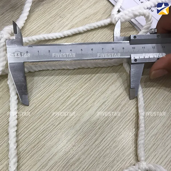 Lưới chắn container phi 4 mắt 10cm