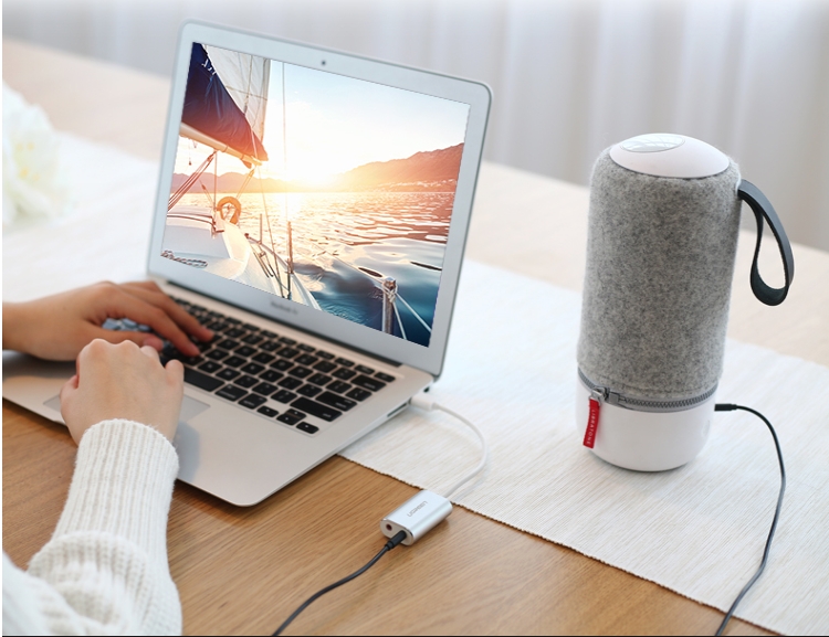 Cáp chuyển USB 2.0 sang 3.5mm Ugreen 30801