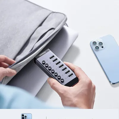 Bộ HUB chia 7 cổng USB 3.0 có công tắc Ugreen 90305