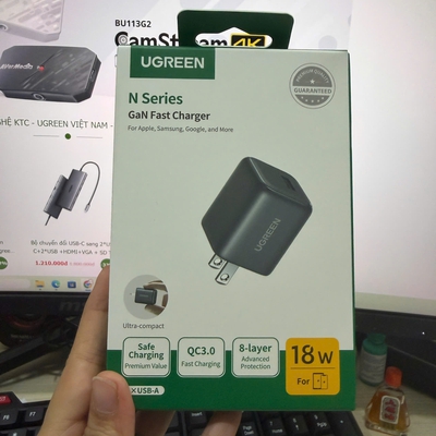 Sạc USB  cổng PD 18W công nghệ GaN sạc dùng dây màu đen Ugreen 75953 X518
