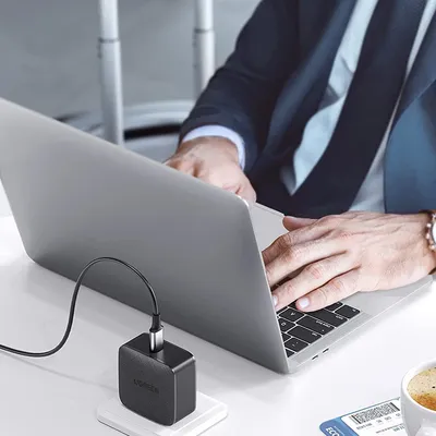 Củ sạc nhanh 65W GaN USB Type-C  Ugreen 70816