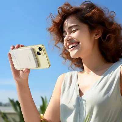 Pin sạc dự phòng 5000mAh Magnetic Wireless Power Bank Ugreen 25207  PB560