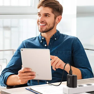 Củ sạc nhanh 36W 2 cổng USB  3.0 18W Ugreen 10216 CD161