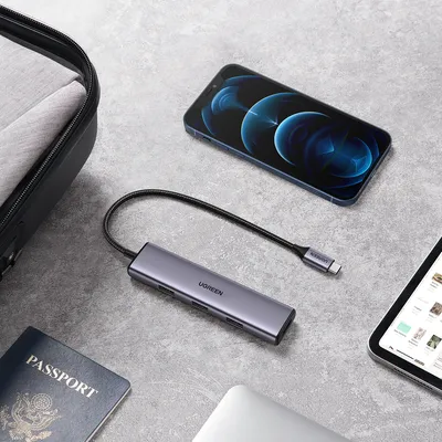 Bộ chia Hub USB-C ra 4 cổng USB 3.0 màu đen Ugreen 20841 CM473