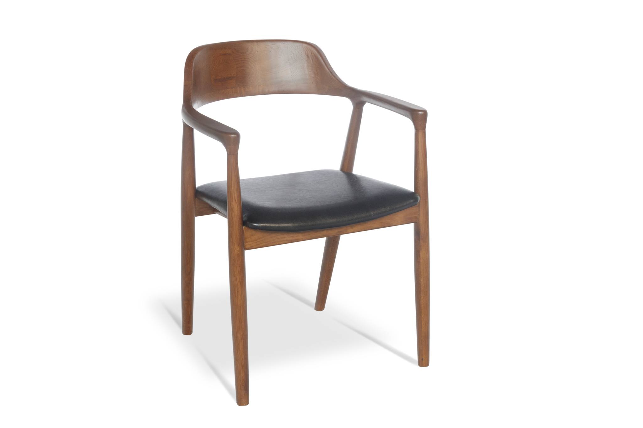 Ghế Hiroshima Armchair có khả năng chịu trọng lượng tối đa là 150kg Ghế Hiroshima Armchair có khả năng chịu trọng lượng tối đa là 150kg