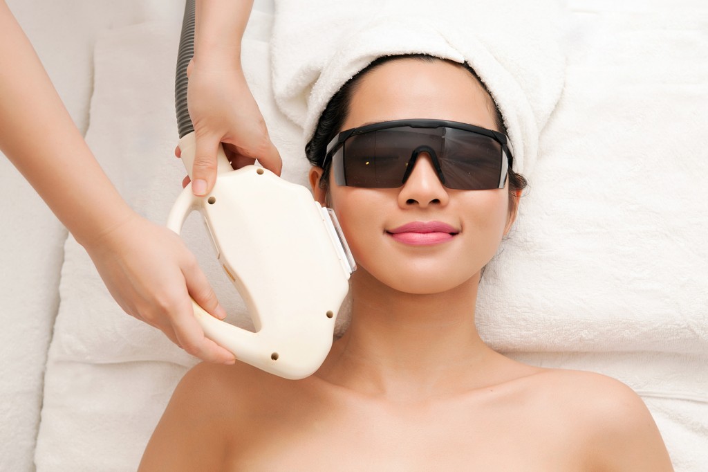 Trị mụn bằng công nghệ IPL Trị mụn bằng công nghệ IPL