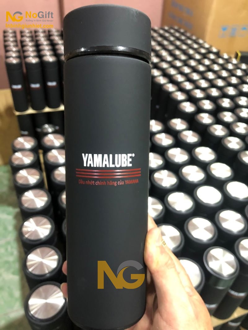 Bình giữ nhiệt khắc logo công ty Bình giữ nhiệt khắc logo công ty