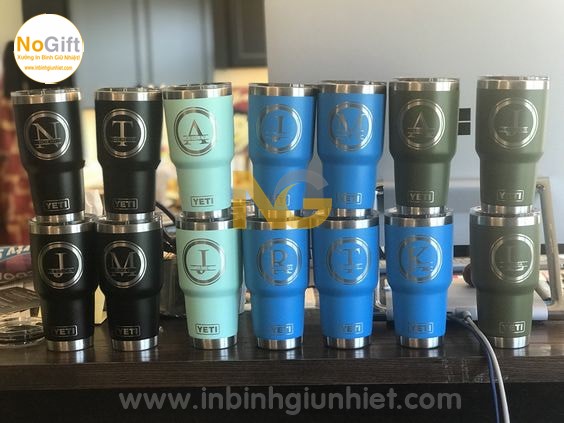 Bình giữ nhiệt NoGift khắc tên theo yêu cầu Bình giữ nhiệt NoGift khắc tên theo yêu cầu