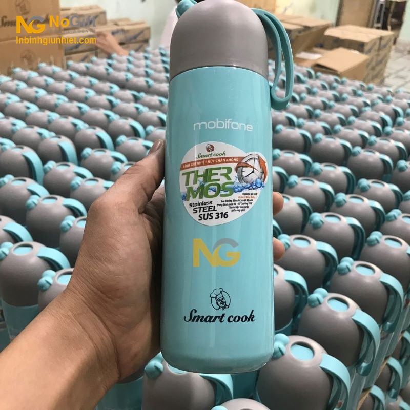 Bình giữ nhiệt khắc tên HCM Bình giữ nhiệt khắc tên HCM