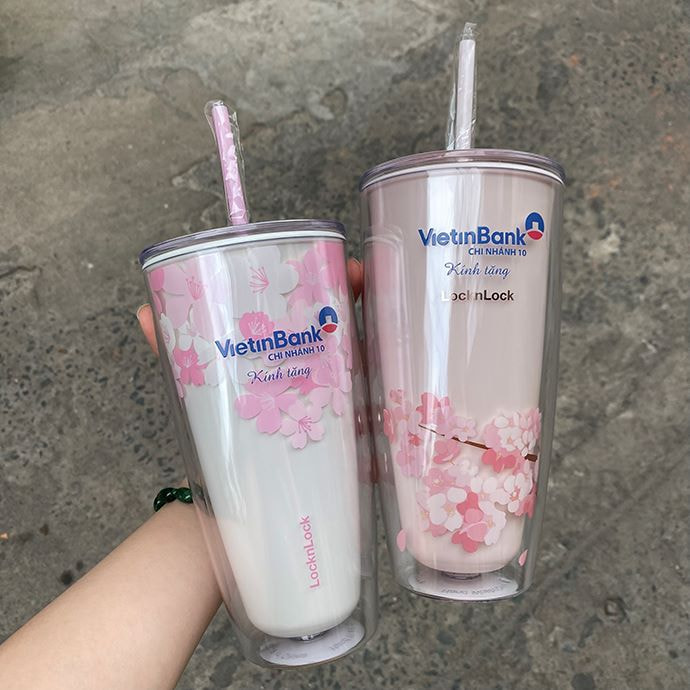 Bình giữ nhiệt khắc tên theo yêu cầu TPHCM 700ml Bình giữ nhiệt khắc tên theo yêu cầu TPHCM 700ml