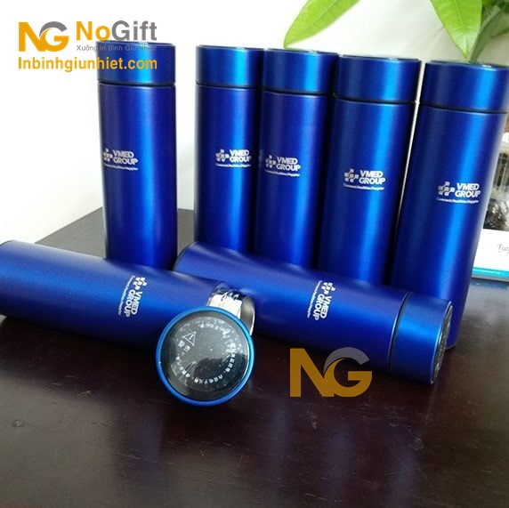 Bình nước khắc tên theo yêu cầu tphcm Bình nước khắc tên theo yêu cầu tphcm