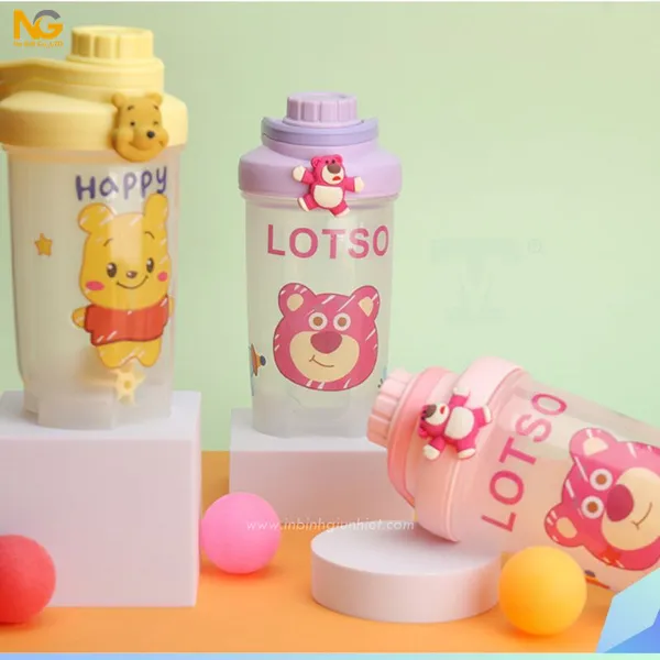 Bình nhựa đựng nước Gấu Lotso Pooh
