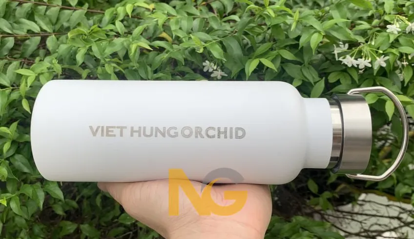 Khắc bình giữ nhiệt tại TP. HCM và Bí quyết lựa chọn bình giữ nhiệt phù hợp để khắc tên, logo, thương hiệu