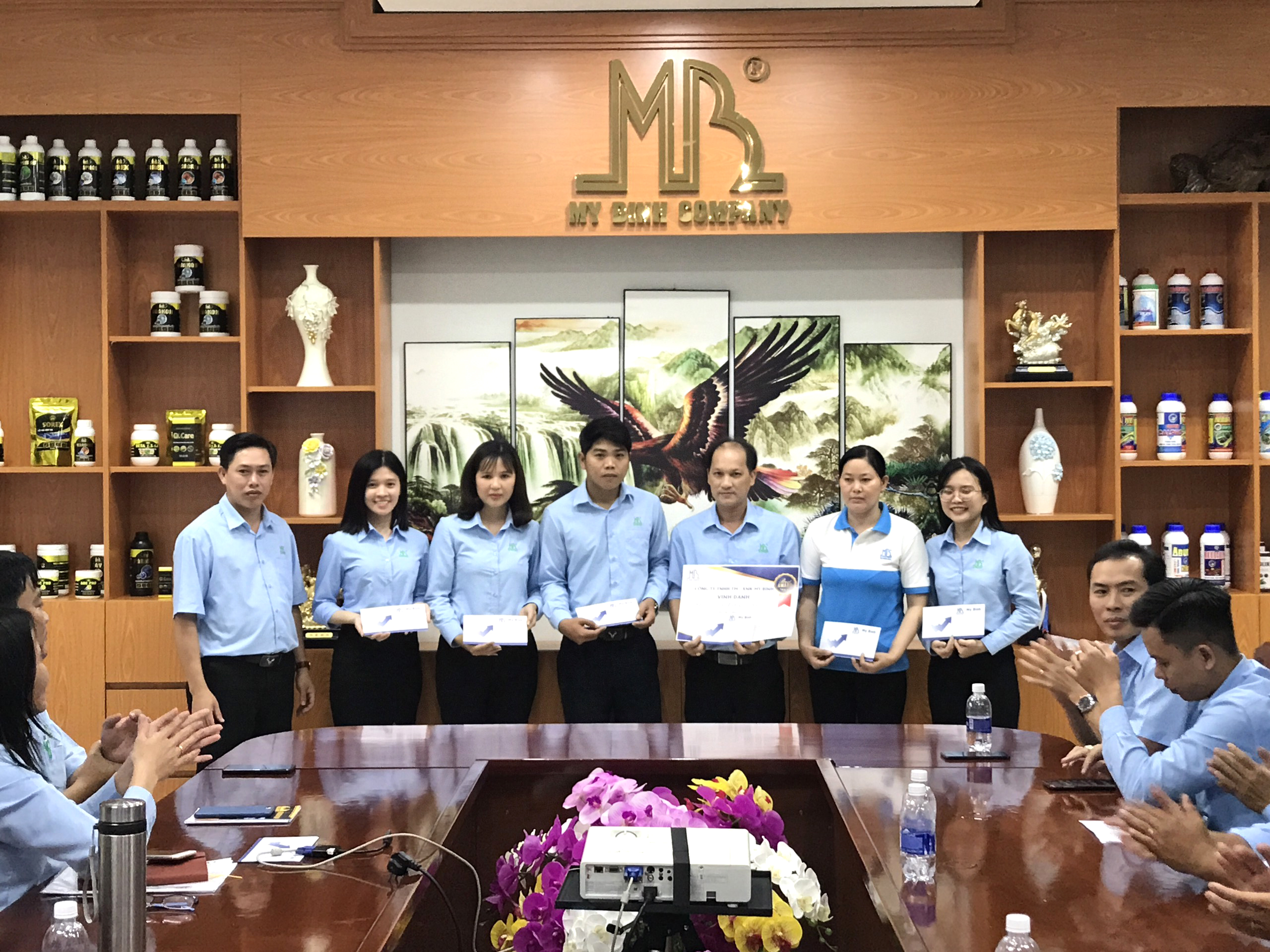 Mỹ Bình họp mặt cuối năm 2020