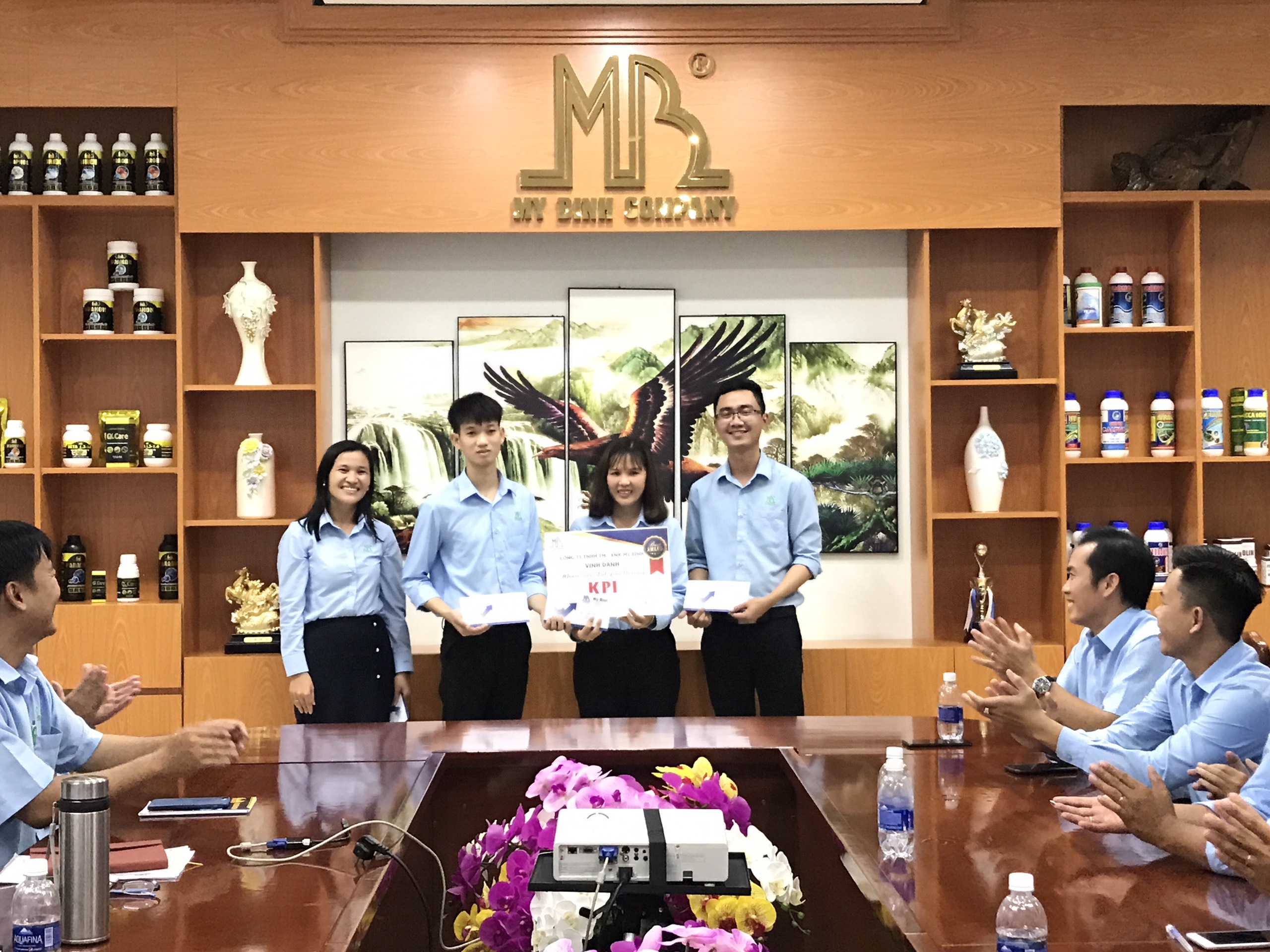 Mỹ Bình họp mặt cuối năm 2020