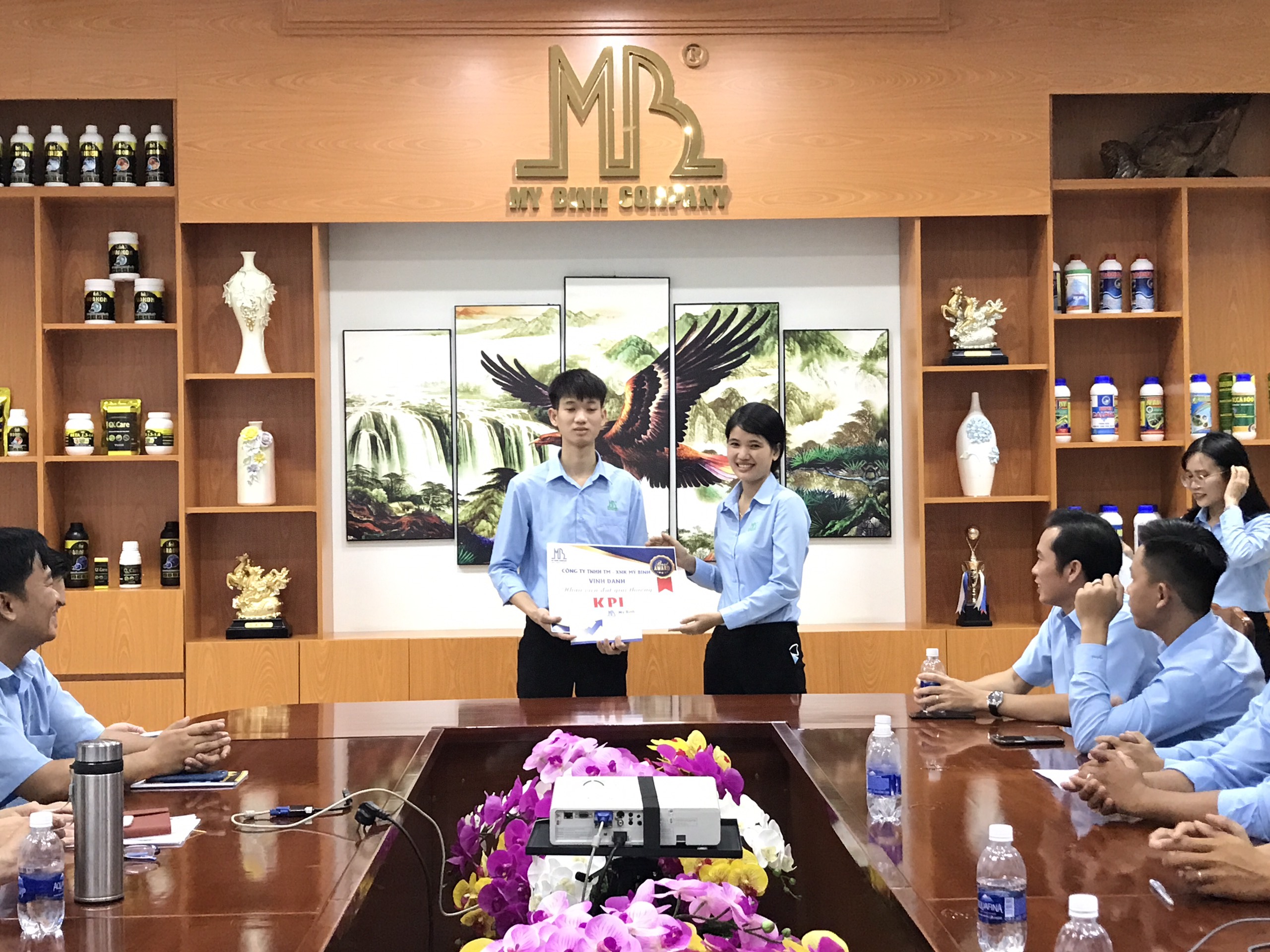 Mỹ Bình họp mặt cuối năm 2020