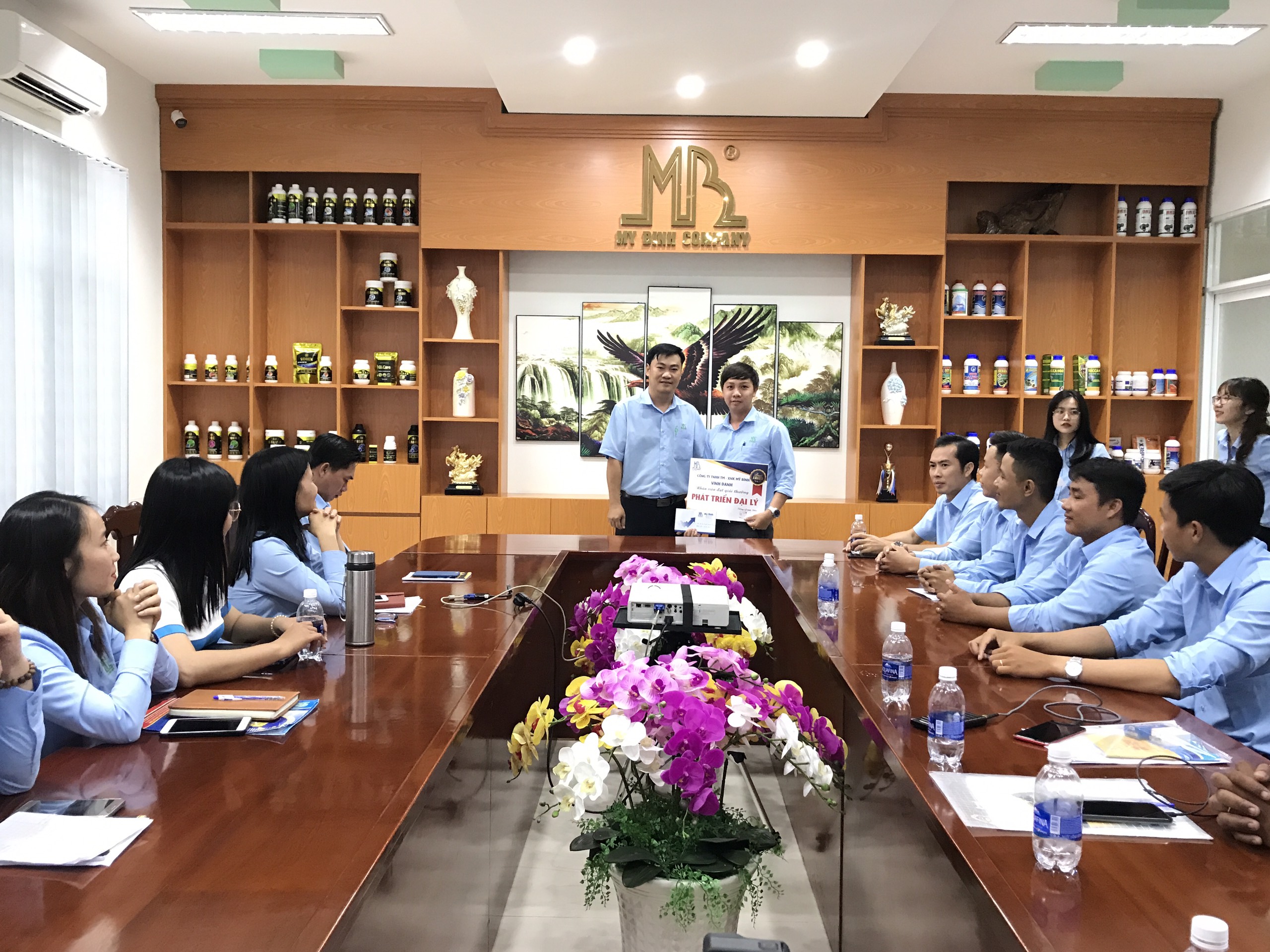 Mỹ Bình họp mặt cuối năm 2020