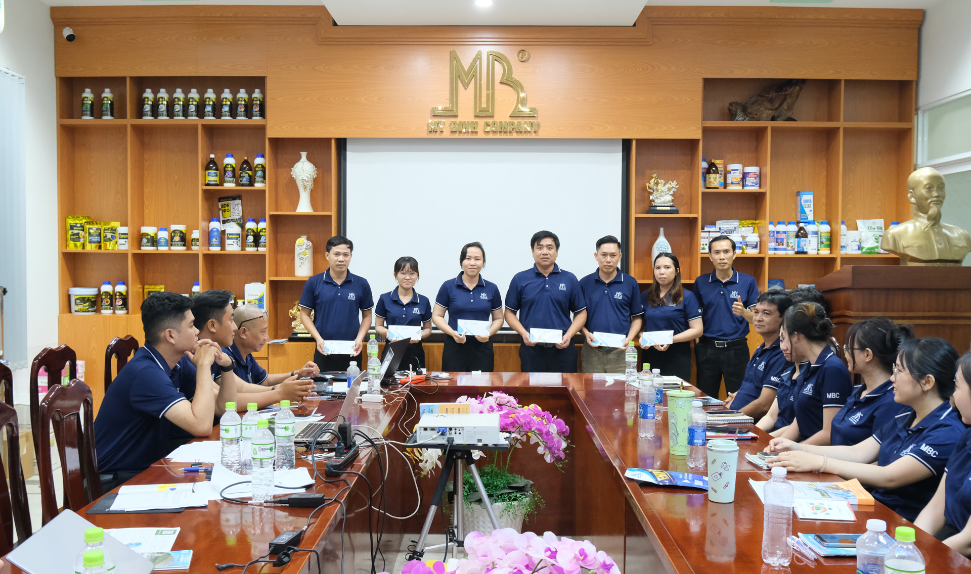 Các Cá nhân có thành tích xuất sắc trong quý 3